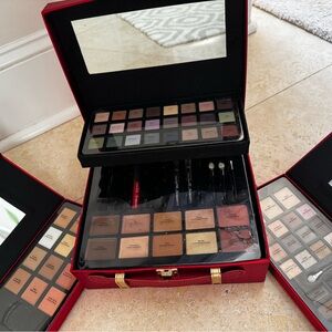 Ulta Beauty make up kit with more than 70 pieces